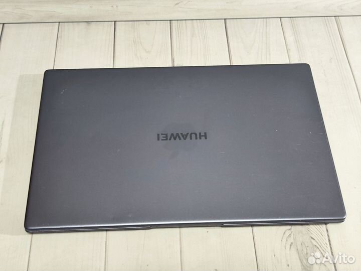 Huawei matebook d15/ i3-10gen/15.6FHD/8GB/256SSD