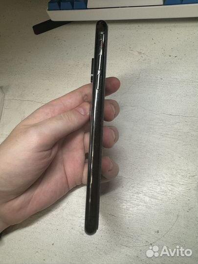 iPhone X, 64 ГБ