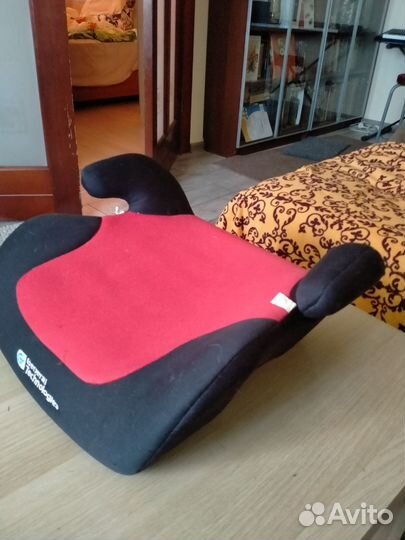 Автокресло бустер