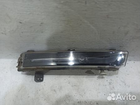 Фара противотуманная правая