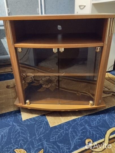 Тумба под телевизор бу