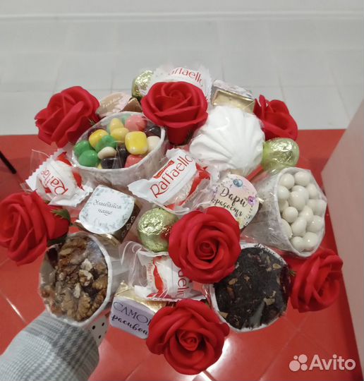 Сладкие букеты из конфет