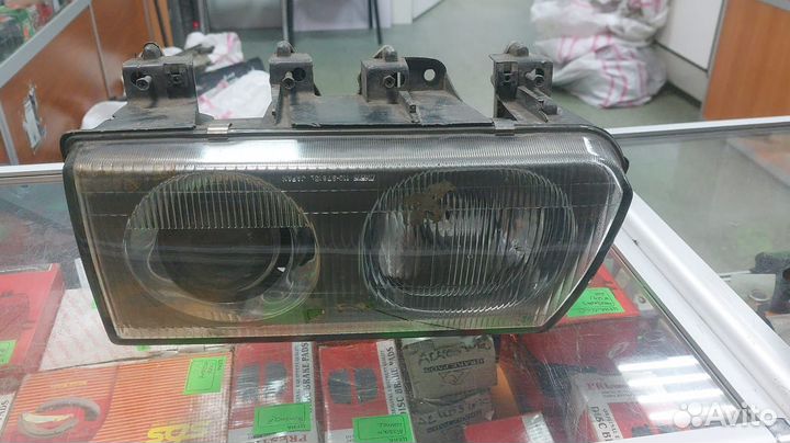 Фара MMC Delica, P25W, P35W,1992- 1995г