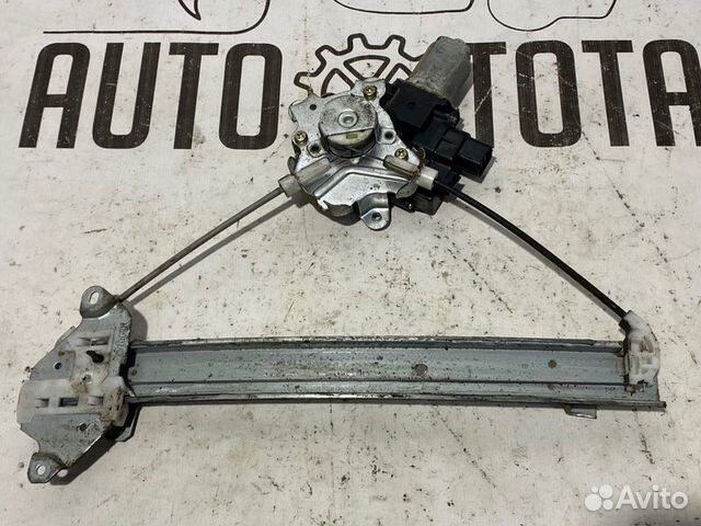 Стеклоподъемник задний правый Mitsubishi Outlander