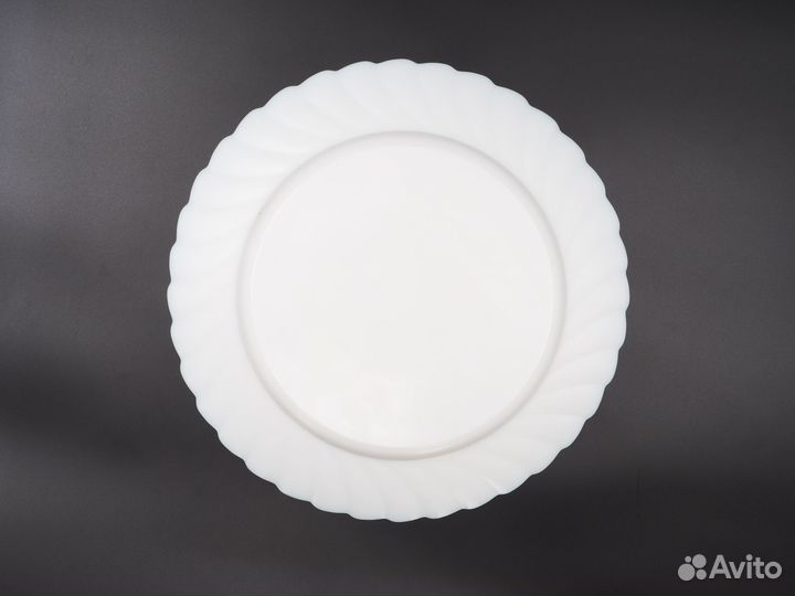 Тарелка обеденная Luminarc 