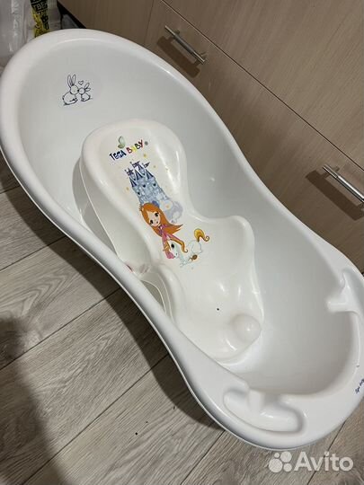Ванночка для купания с горкой