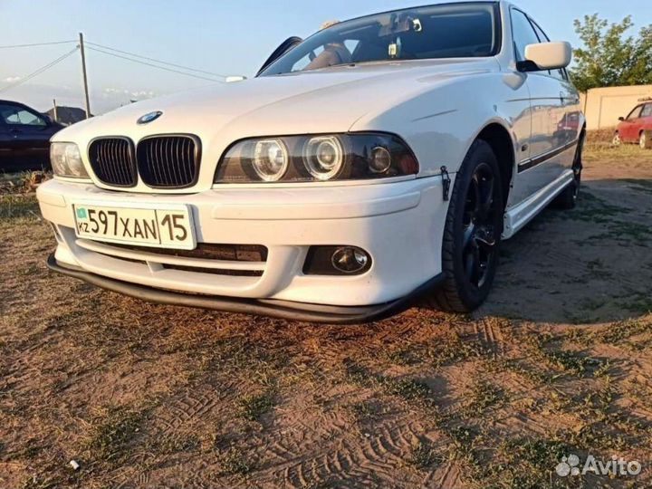 Бампер М5 BMW e39 Стекловолокно