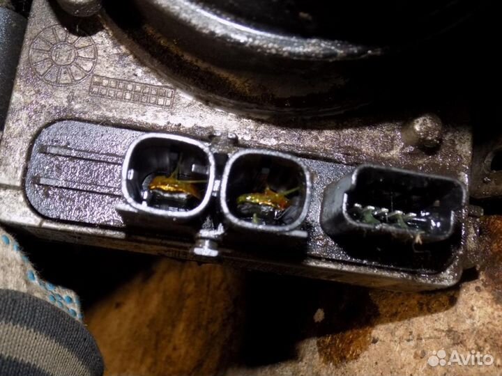 Насос гидроусилителя C4 II 2011