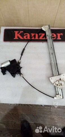 Стеклоподъемник левый левый Mazda 3 BK