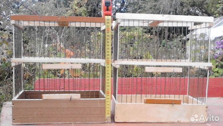 Клетка для птиц из дерева