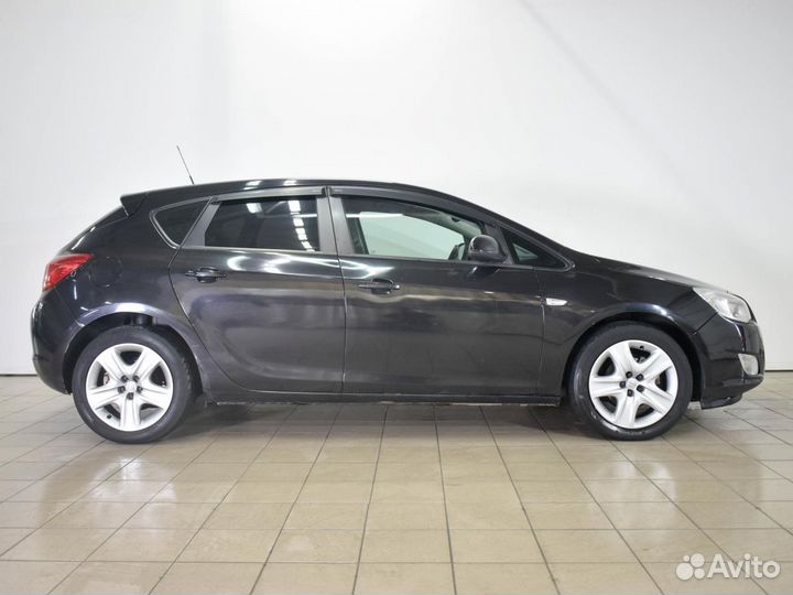 Opel Astra 1.4 МТ, 2010, 175 600 км