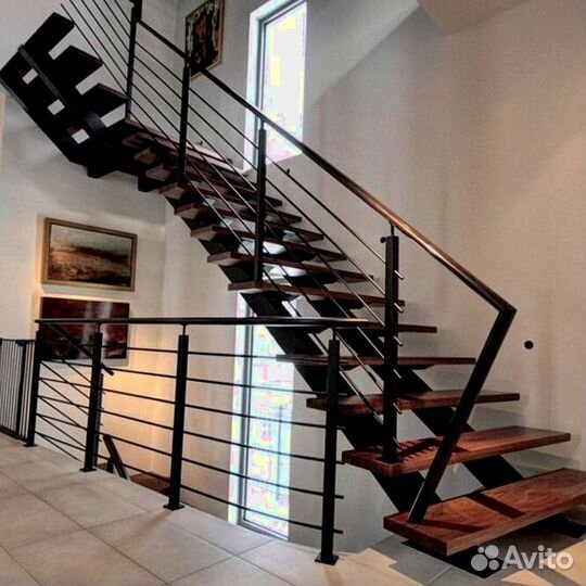 Металлическая лестница дизайн 5505