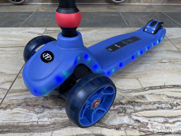 Самокат трехколесный TT Ufo