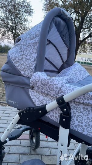 Коляска 3 в 1 с автолюлькой