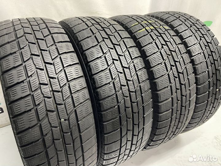 Goodyear Ice Navi 6 215/60 R16