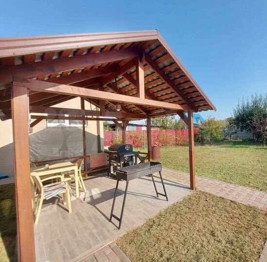 Коттедж 230 м² на участке 15 сот.