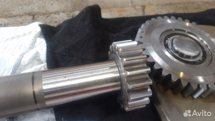 Редуктор хода экскаватора Liebherr R984С