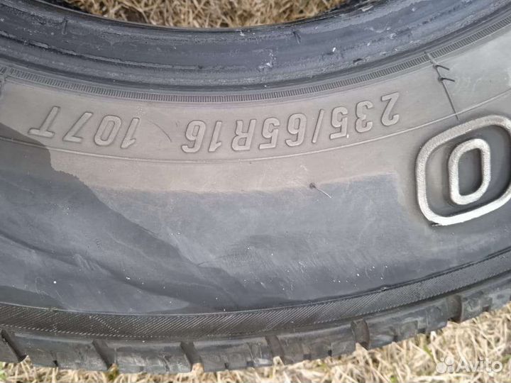 Maxxis Bravo HT-770 235/65 R16