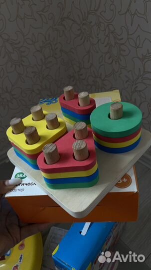 Развивающие игрушки