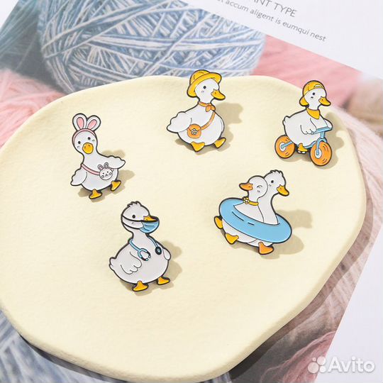 Значки забавные гуси металлические 5шт