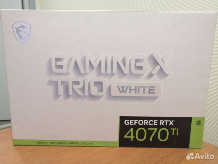 Коробка от MSI GeForce 4070Ti gaming X trio white