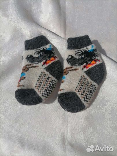 Носочки детские вязаные