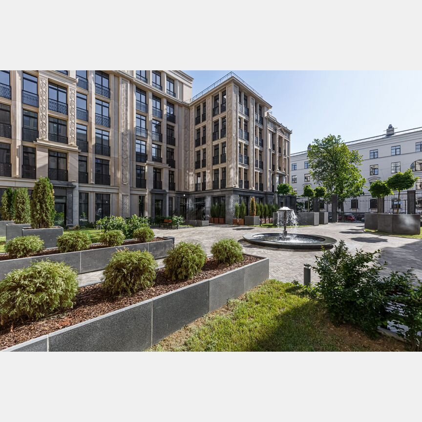 2-к. квартира, 150,8 м², 1/7 эт.