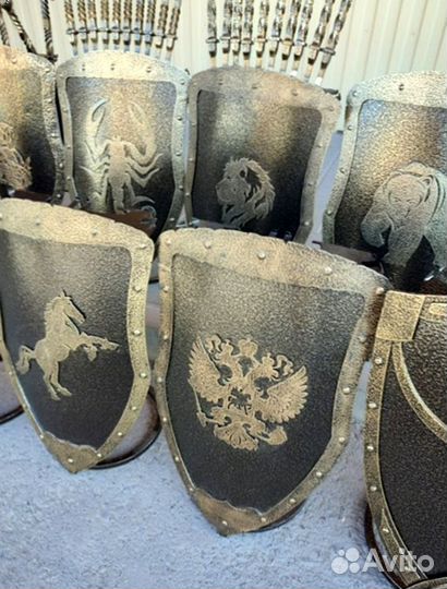 Щит подарочный/ подставка под шампуры