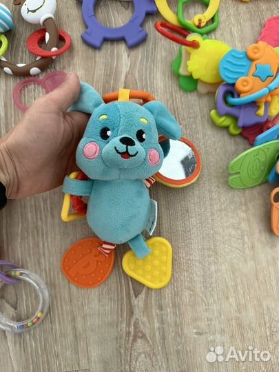 Развивавающие игрушки пакетом