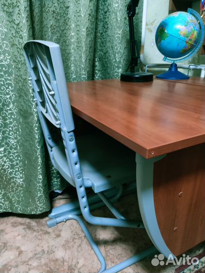 Школьная растущая парта Дэми (Demi)