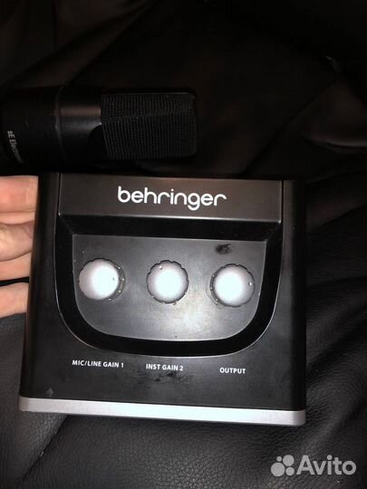 Студийный микрофон SE Electronics X1A