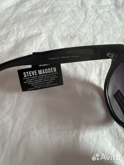 Солнцезащитные очки Steve Madden