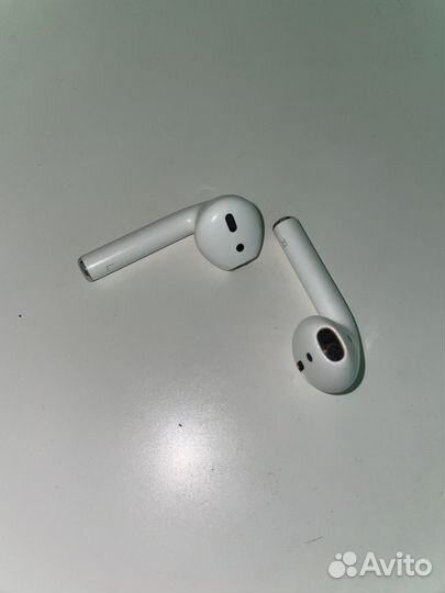 Беспроводные наушники apple airpods 2(без кейса)