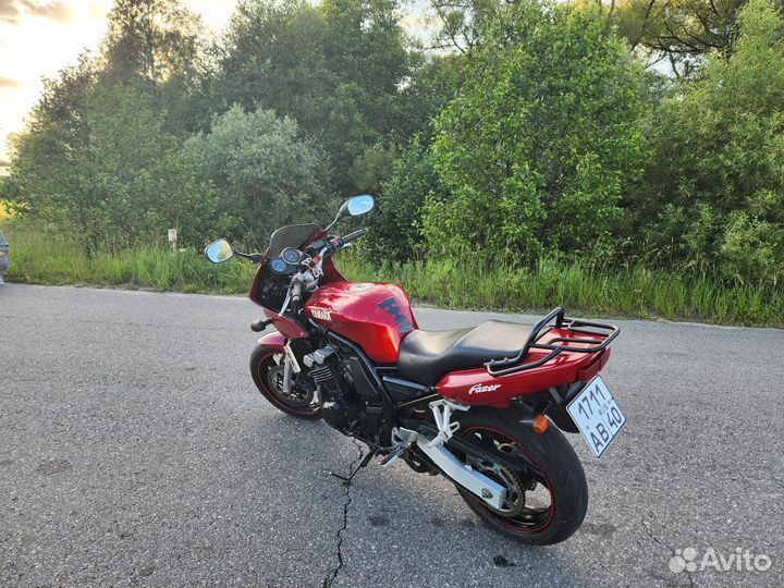 Yamaha FZS600