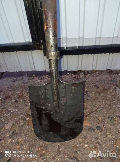 Лопата саперная топор
