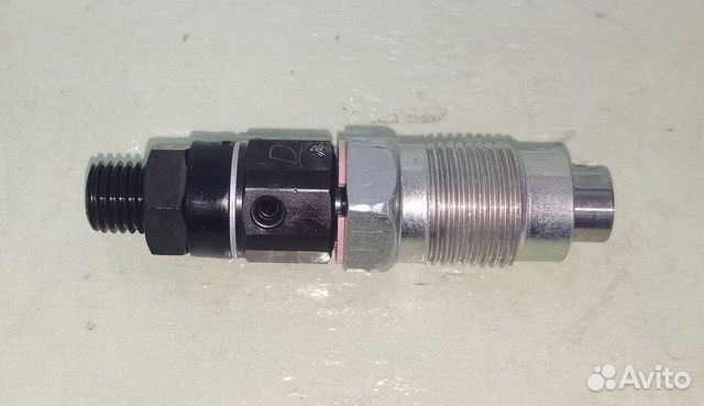 Форсунка топливная 1HZ land cruiser 23600-19055