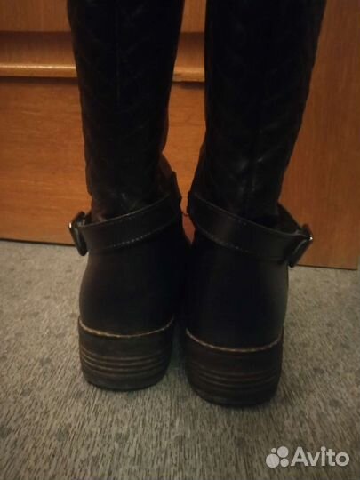 Зимние женские сапоги 38