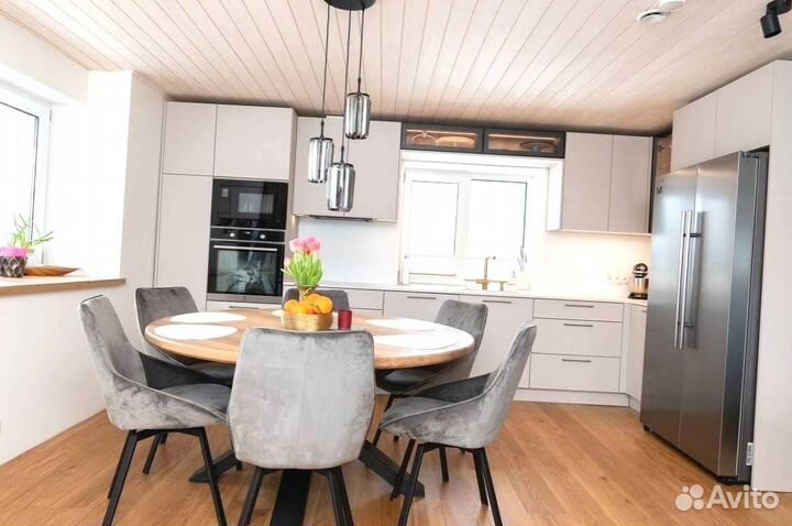 Кухонные гарнитуры