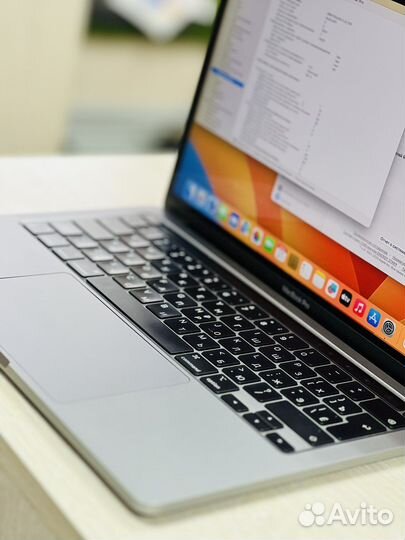 Apple MacBook Pro 13 M1 2020 8Gb/256Gb SSD