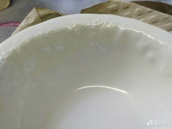 Набор столовой посуды новый