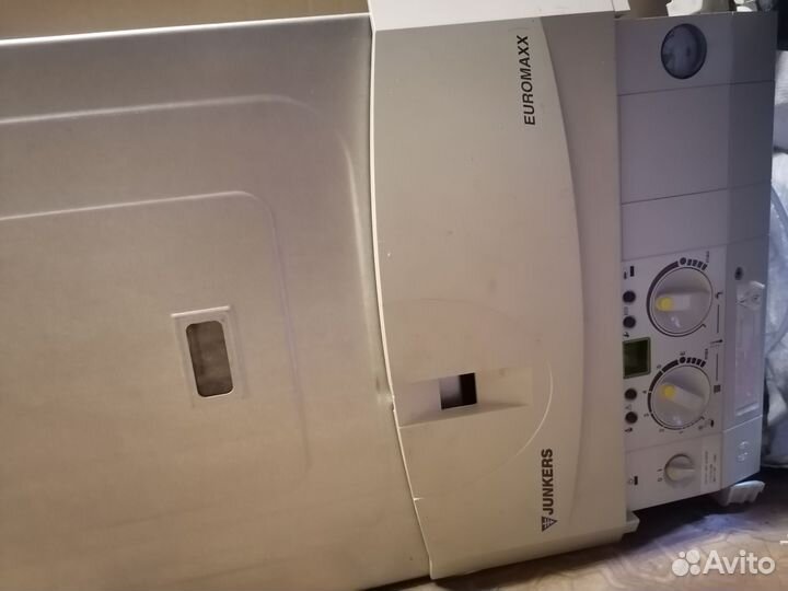 Газовый котел двухконтурный настенный Юнкерс