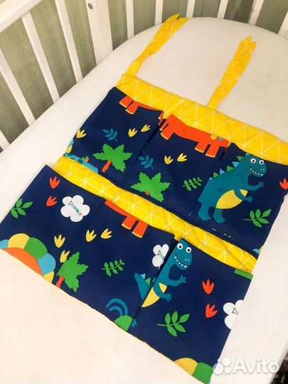 Кармашки на кроватку