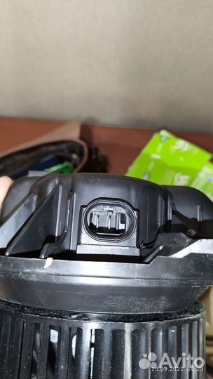 Новый моторчик печки Renault Scenic 1