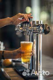 Продавец разливного пива с еженедельной оплатой