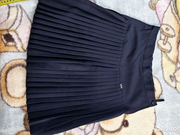 Костюмы школьные, сарафаны