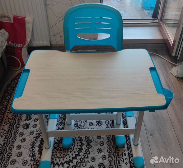 Растущая парта и стул