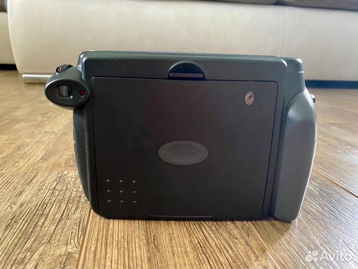 Фотоаппарат полароид Fujifilm