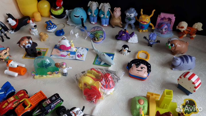 Игрушки Макдоналдс из киндер Гиганта киндер Макси