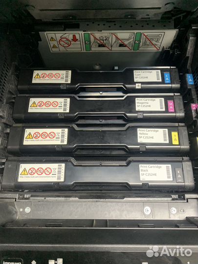 Цветной лазерный принтер Ricoh SP C252sf