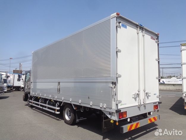 Промтоварный фургон Isuzu Forward (F-Series), 2018